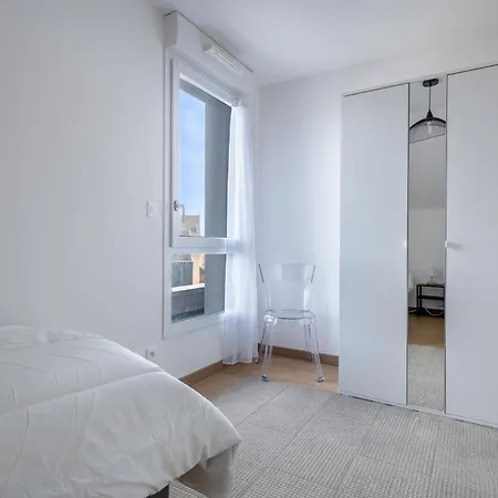 Sejour Avec Terrasses A 150m Du Port Du Pouliguen Appartement